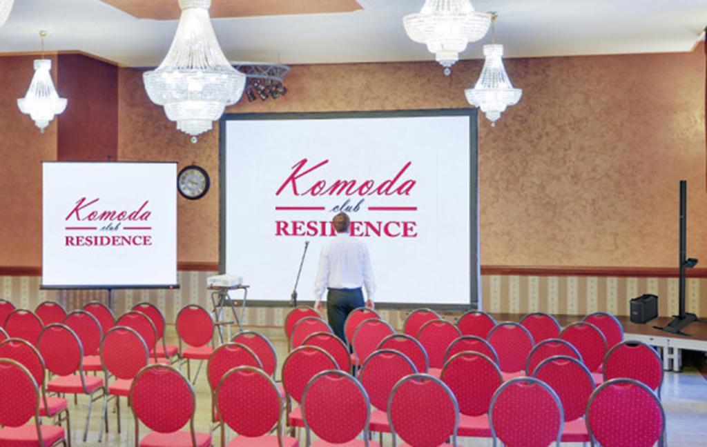Komoda Club Residence Kalisz  Bagian luar foto